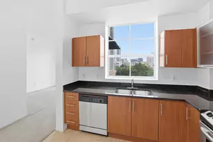600 S Dixie Hwy, West Palm Beach, FL 33401 - Photo 4