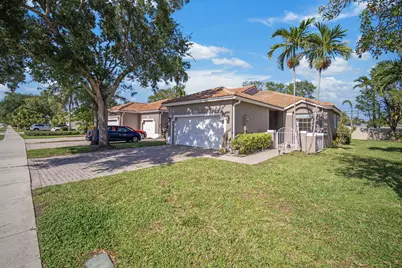 2620 E Aragon Boulevard #3, Sunrise, FL 33313 - Photo 32