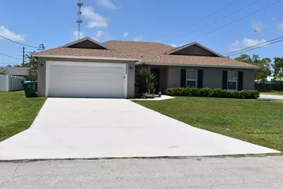2202 SE Lucaya Street, Port Saint Lucie, FL 34952 - Photo 1