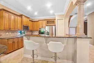 3483 Collonade Dr, Wellington, FL 33449 - Photo 14