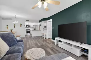 20110 NE 3rd Ct, Miami, FL 33179 - Photo 8