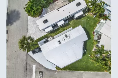 1397 Nettles Boulevard, Jensen Beach, FL 34957 - Photo 4
