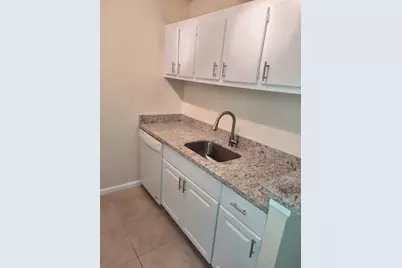1500 N Congress Avenue #B29, West Palm Beach, FL 33401 - Photo 4