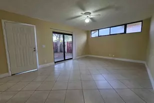 3928 Victoria Dr, West Palm Beach, FL 33406 - Photo 4