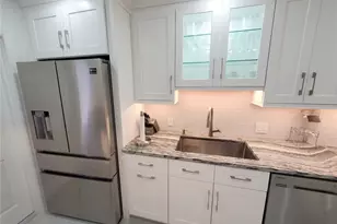 1021 Hillsboro Mile, Hillsboro Beach, FL 33062 - Photo 16