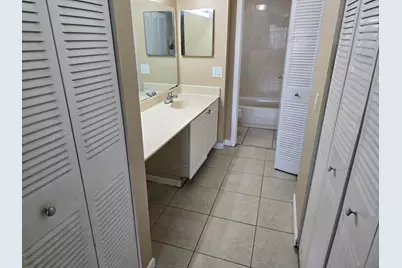 711 N Pine Island Road #213, Plantation, FL 33324 - Photo 14