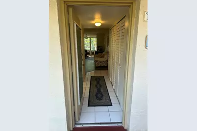 2801 Somerset Drive #201, Lauderdale Lakes, FL 33311 - Photo 6