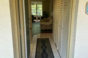 2801 Somerset Dr, Lauderdale Lakes, FL 33311 - Photo 6