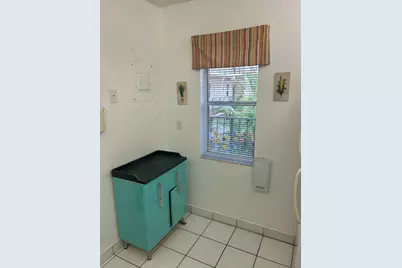 2801 Somerset Drive #201, Lauderdale Lakes, FL 33311 - Photo 12