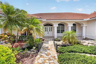 9774 Saddle Ct, Lake Worth, FL 33467 - Photo 6