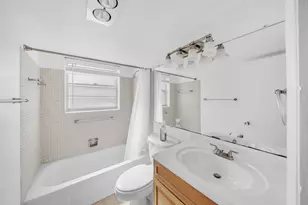 89 Canterbury D, West Palm Beach, FL 33417 - Photo 12
