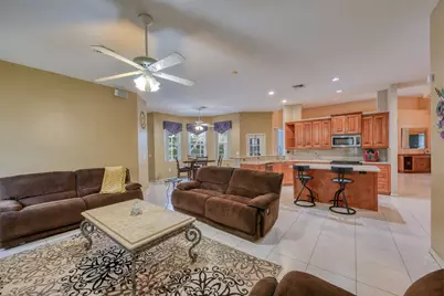 10370 NW 14th Place, Coral Springs, FL 33071 - Photo 12