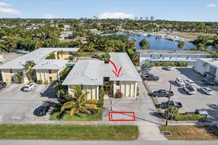 727 Hummingbird Way, North Palm Beach, FL 33408 - Photo 2