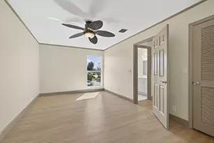 727 Hummingbird Way, North Palm Beach, FL 33408 - Photo 14