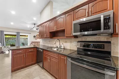 1 Hawthorne Lane, Boynton Beach, FL 33426 - Photo 6