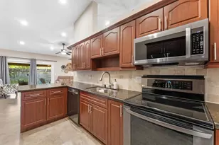 1 Hawthorne Ln, Boynton Beach, FL 33426 - Photo 6