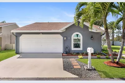 1 Hawthorne Lane, Boynton Beach, FL 33426 - Photo 2