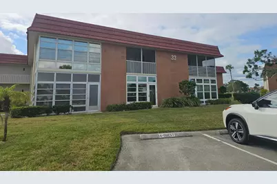 33 Pine Arbor Lane #105, Vero Beach, FL 32962 - Photo 1