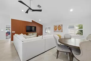 9851 NW 49th Pl, Coral Springs, FL 33076 - Photo 10