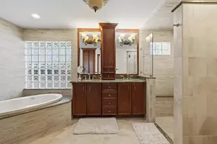 9851 NW 49th Pl, Coral Springs, FL 33076 - Photo 20