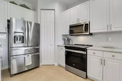 1604 Mariner Bay Boulevard, Hutchinson Island, FL 34949 - Photo 12