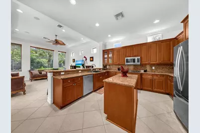 7678 NW 117th Lane, Parkland, FL 33076 - Photo 32