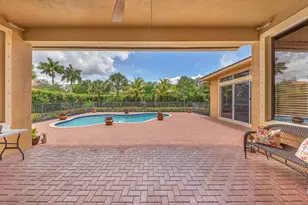 7678 NW 117th Ln, Parkland, FL 33076 - Photo 12