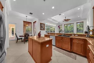 7678 NW 117th Ln, Parkland, FL 33076 - Photo 34