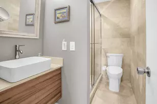 6345 Bay Club Dr, Fort Lauderdale, FL 33308 - Photo 20