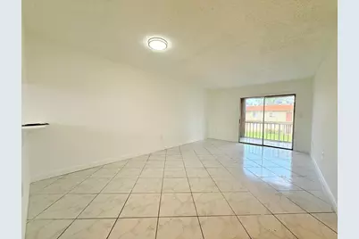 6106 Forest Hill Boulevard #204, West Palm Beach, FL 33415 - Photo 2