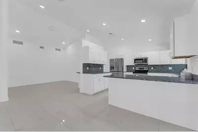 11388 NW 18th Manor, Coral Springs, FL 33071 - Photo 14