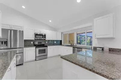 11388 NW 18th Manor, Coral Springs, FL 33071 - Photo 18