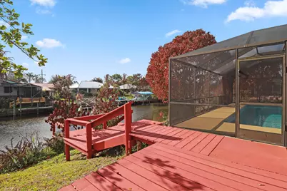 152 NE Twylite Terrace, Port Saint Lucie, FL 34983 - Photo 2