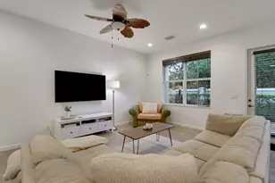 5242 Cambridge Ct, Palm Beach Gardens, FL 33418 - Photo 8