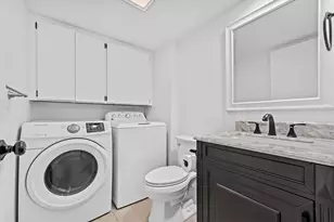9156D SW 23rd St, Davie, FL 33324 - Photo 16