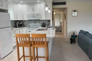148 Waterford G Way, Delray Beach, FL 33446 - Photo 2