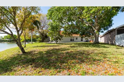 10789 Barque Court, Boca Raton, FL 33498 - Photo 28