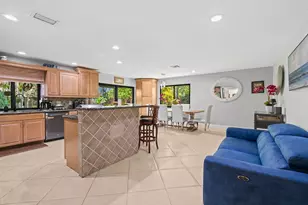 10739 NW 21st St, Coral Springs, FL 33071 - Photo 8