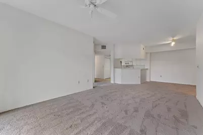 2727 Anzio Court #301, Palm Beach Gardens, FL 33410 - Photo 6