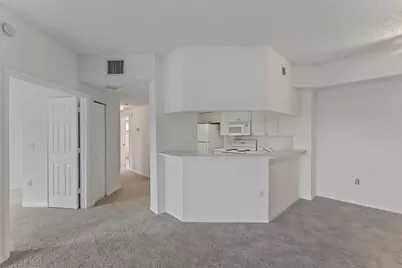 2727 Anzio Court #301, Palm Beach Gardens, FL 33410 - Photo 8