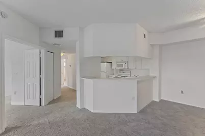 2727 Anzio Court #301, Palm Beach Gardens, FL 33410 - Photo 8