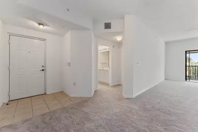 2727 Anzio Court #301, Palm Beach Gardens, FL 33410 - Photo 2