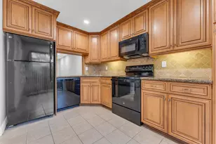 4314 Carambola Cir N, Coconut Creek, FL 33066 - Photo 6