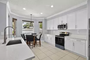 6263 Shadow Tree Ln, Lake Worth, FL 33463 - Photo 10