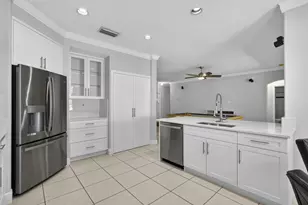 6263 Shadow Tree Ln, Lake Worth, FL 33463 - Photo 12