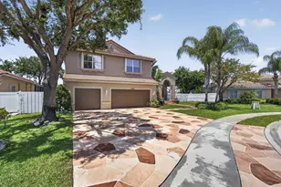 6263 Shadow Tree Ln, Lake Worth, FL 33463 - Photo 2
