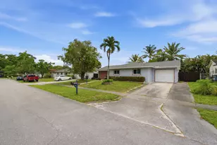 10234 Sleepy Brook Way, Boca Raton, FL 33428 - Photo 4