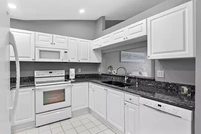 8180 Bellwort Place, Boynton Beach, FL 33472 - Photo 10