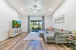 5142 Fountains Dr S, Lake Worth, FL 33467 - Photo 2