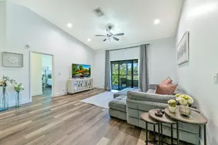 5142 Fountains Dr S, Greenacres, FL 33467 - Photo 4